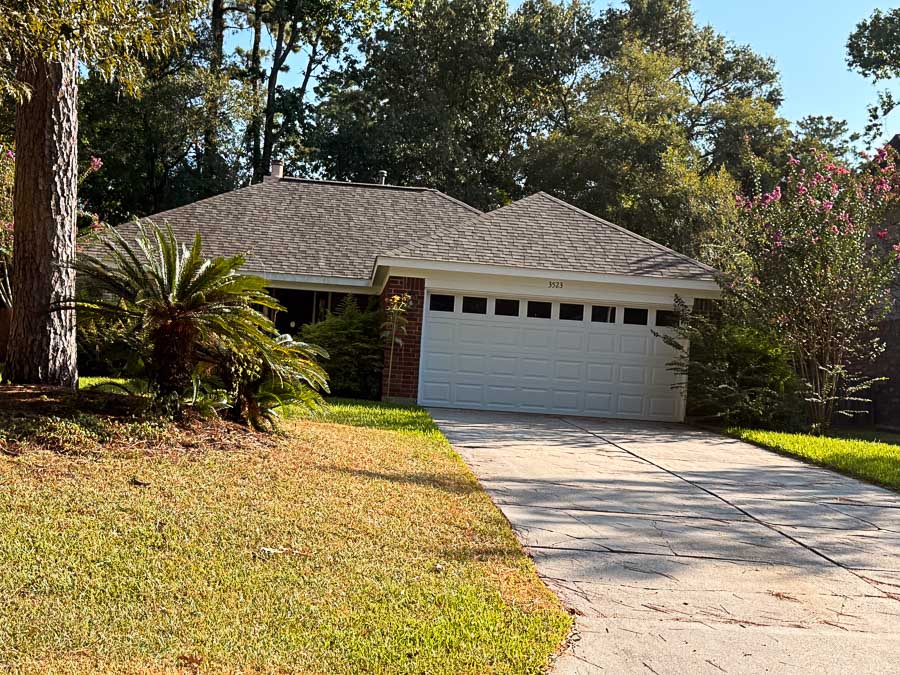 Kingwood residential homes / street, Kingwood Houston real estate